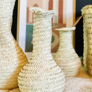 vase en feuilles de palmier fait a la main au maroc Ma Jungle Family long et galbé