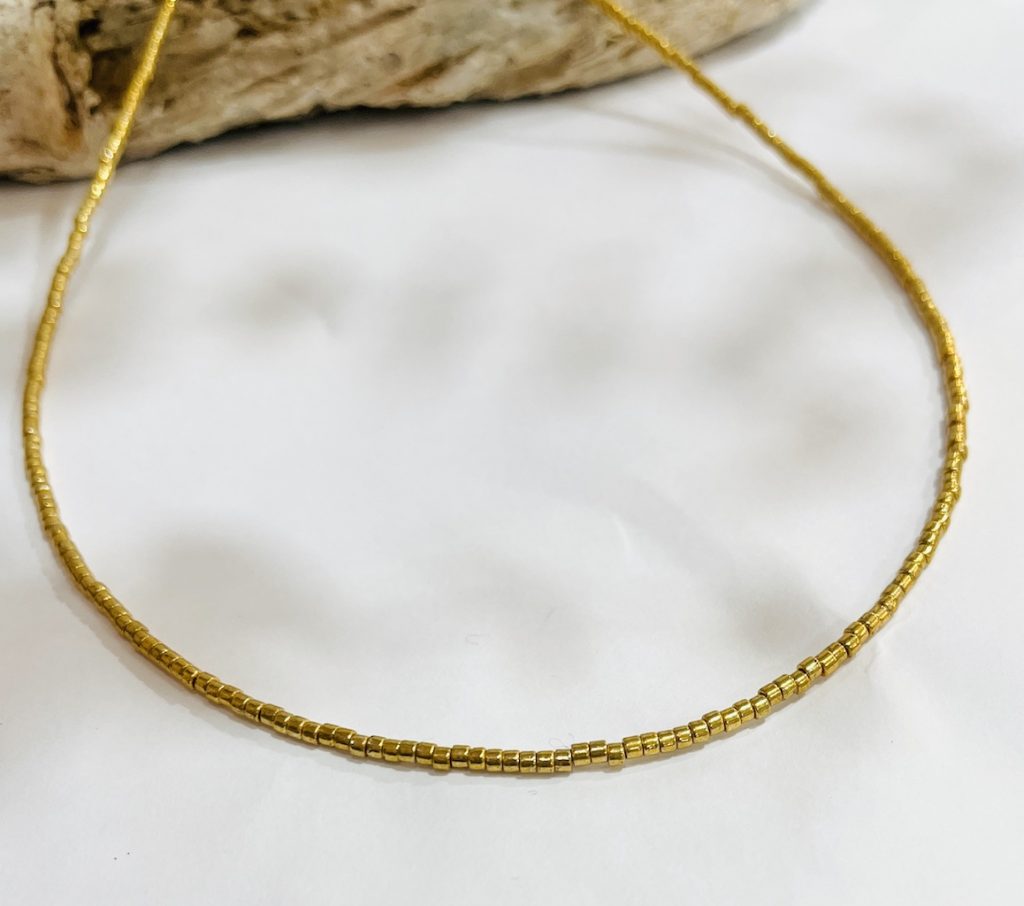 collier ras de cou pierre hematite reflet dore made in france fabrique en france creatrice de bijoux bracelet plaque or Ma Jungle Family