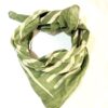 bandana carre foulard en voile de coton fleurs d'hibiscus rouge imprimé blockprint en Inde a Jaipur indien fleurs turquoise rose indien moutarde bleu nuit celadon Ma Jungle Family imprime graphiques moderne rayures kaki