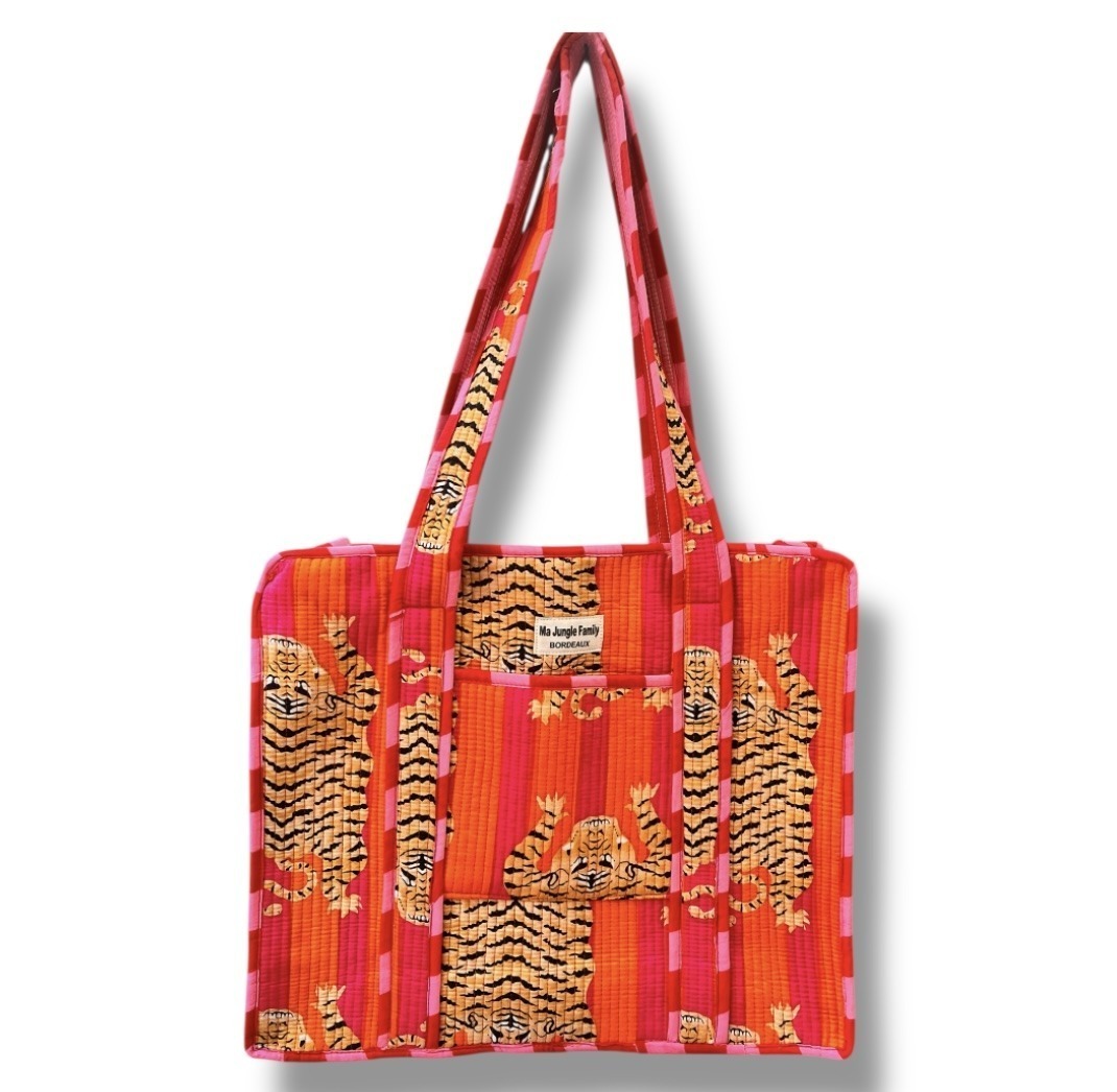 Gand cabas sac molletonne matelasse coton safran bleu fleuri sac a langer kaki violet Inde blockprint Ma jungle Family sac de plage, valise cabine marine fleurs rouges dahlia, vert Frida Kahlo, corail, motif japonais, léopard rose, rouge, guinguette, vintage, pique nique, nappe à carreaux, bleu marine, tigres orangés rayés. fermeture éclaire