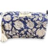 trousse de toilette en coton indien bleu nuit imprime blockprint fleuri matelasse moutarde pompon Jaipur Ma Jungle Family
