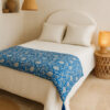 courtepointe edredon sofa cover, bout de lit, safran jaune moutarde, coton indien fleuri tres doux soyuex imprimé au blockprint en inde a jaipur Ma jungle family Belu Ibiza santorin artisanal fait main