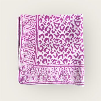 Foulard en voile coton indien imprimés au blockprint en Inde, bleu, moutarde, rouge, bordeaux, vert, rose, fleuris, damiers, tigres, violet, léopard, bellemme collection, au bonheur du jour, Jamini, kirane, Ma Jungle Family