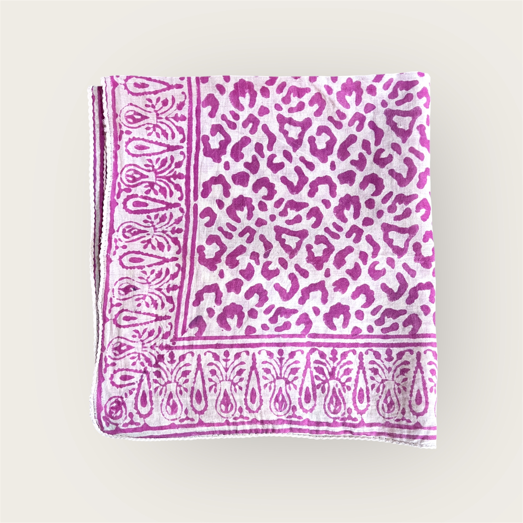 Foulard en voile coton indien imprimés au blockprint en Inde, bleu, moutarde, rouge, bordeaux, vert, rose, fleuris, damiers, tigres, violet, léopard, bellemme collection, au bonheur du jour, Jamini, kirane, Ma Jungle Family