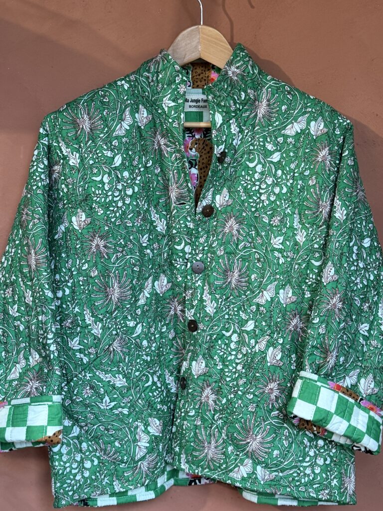 Veste matelassée, Coton indien, Fait main, Surpiqure artisanale, Confort, Chaleur, Vêtements ethniques, Mode durable, Vêtements faits à la main, Ma Jungle Family, vert intense butterfly papillon doublure damier vert tigres