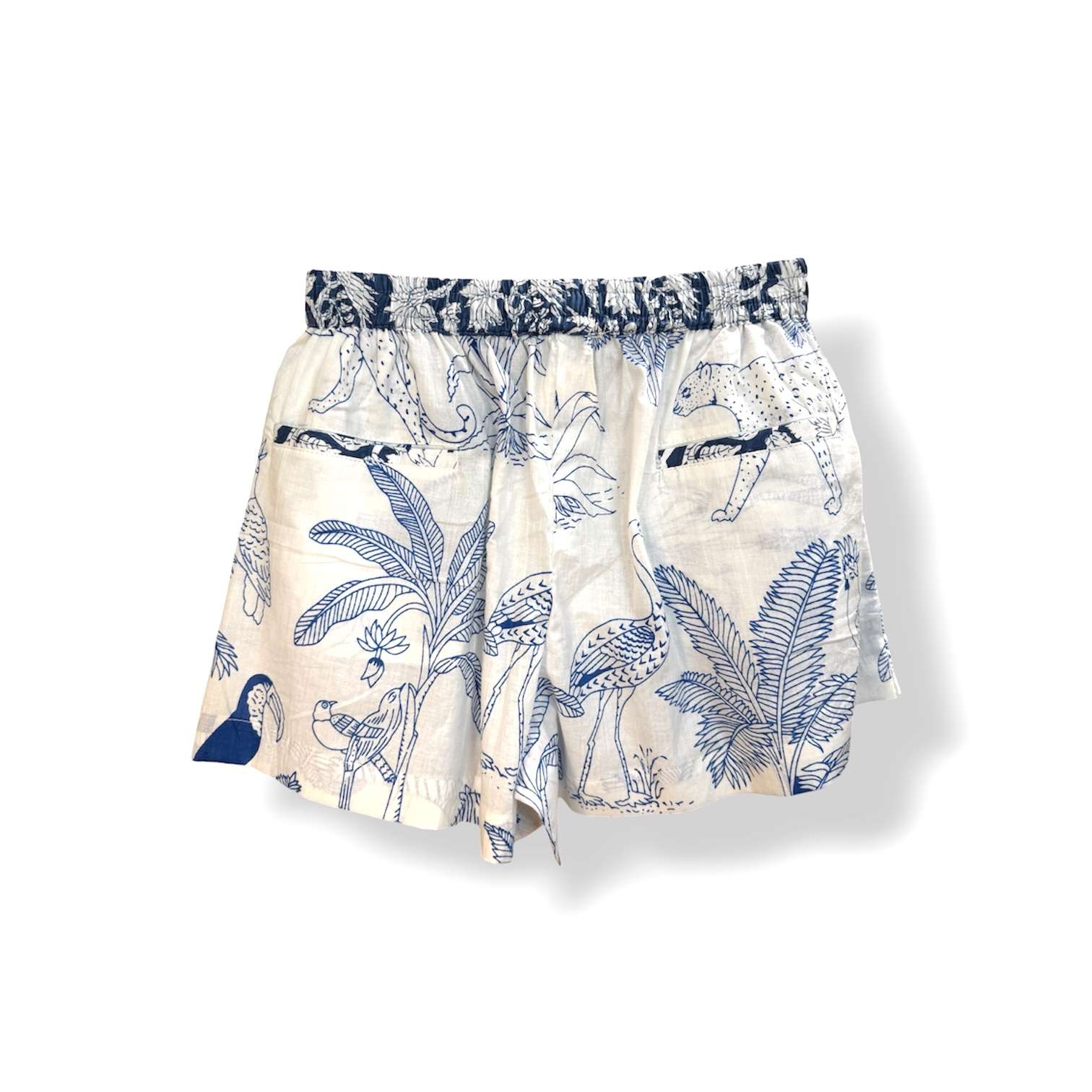 Short jungle White femme, mode boheme