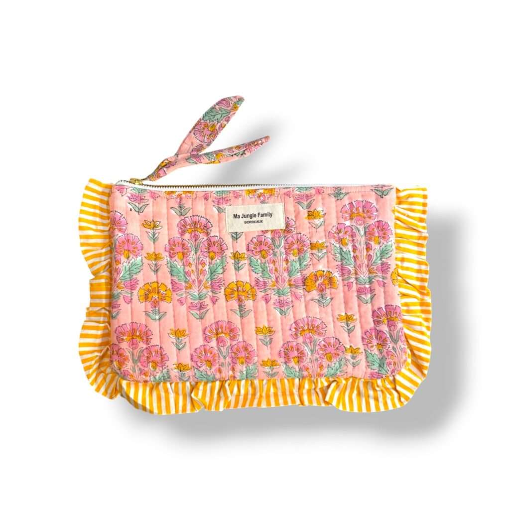 Pochette plate en coton indien matelassé, lotus pastel rose fleuris, deco boheme, Ma jungle Family