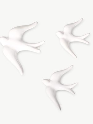 HIRONDELLE EN CERAMIQUE noire ECRU bleu canard, vert d’eau, blanc. A ACCROCHER AU MUR DIFFERENTE TAILLE MA JUNGLE FAMILY CASA ATLANTICA PORTUGAL PORTE-BONHEUR DECORATION MURALE vert Sarah lavoine