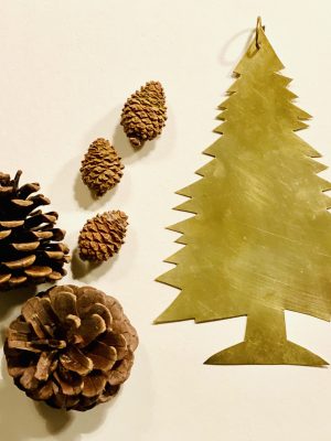 sapin en laiton decoration Noël handmade au Maroc Ma Jungle Family